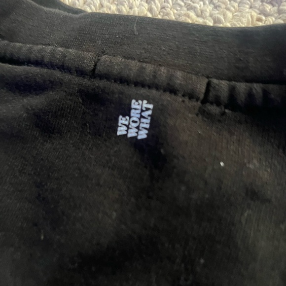 WeWoreWhat cropped sweatshirt - Picture 3 of 4